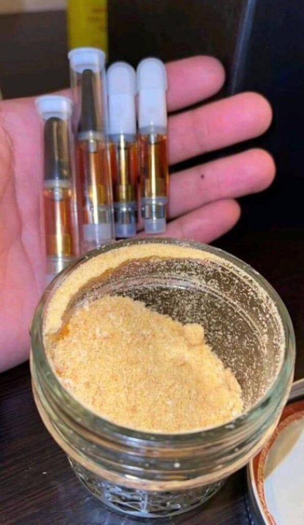 DMT Cart on DMT Vape Cleaner